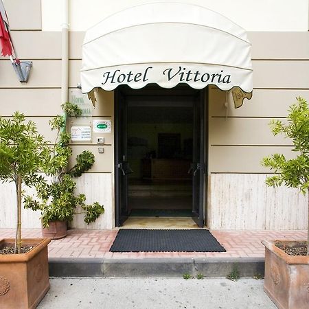 Hotel Vittoria サプリ エクステリア 写真